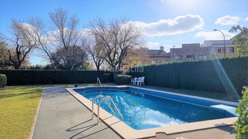 Foto c9d37f85-483d-4b1a-9bda-c8545396f9eb. Dúplex amb calefacció aparcament piscina a Mestral Reus