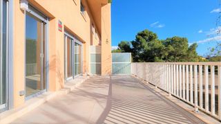 Duplex in Mestral. Exclusivo d�plex en un oasis en reus