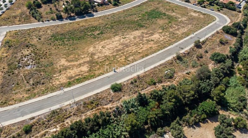 Foto 34bc4dc8-a5fb-48e9-b562-a56649fcdfaf. Terreno residencial parcelas disponibles en urbanización mas carpa en Reus