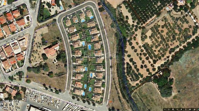 Foto a14eb453-0747-4e60-8f46-f03363a1fa11. Terreno residencial parcelas disponibles en urbanización mas carpa en Reus