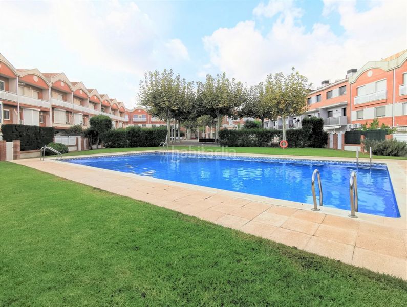 Foto 0a28fe8b-7a45-41c5-a6bd-beb1077488aa. Casa amb calefacció aparcament piscina a Centre Reus