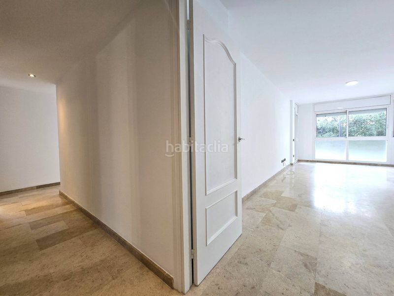 Foto 18482635-be4a-4071-878c-a888fa21ba8d. Pis amb calefacció aparcament piscina a Mestral Reus