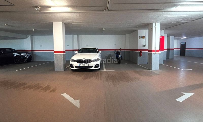 Foto 229f7853-4d9a-4619-b210-710fae518aec. Pis amb calefacció aparcament piscina a Mestral Reus