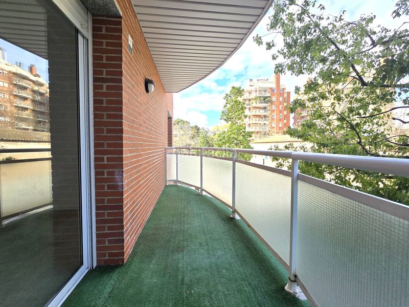 Foto 4c5e9d85-ed19-4d77-823b-944cf6303eb5. Pis amb calefacció aparcament piscina a Mestral Reus