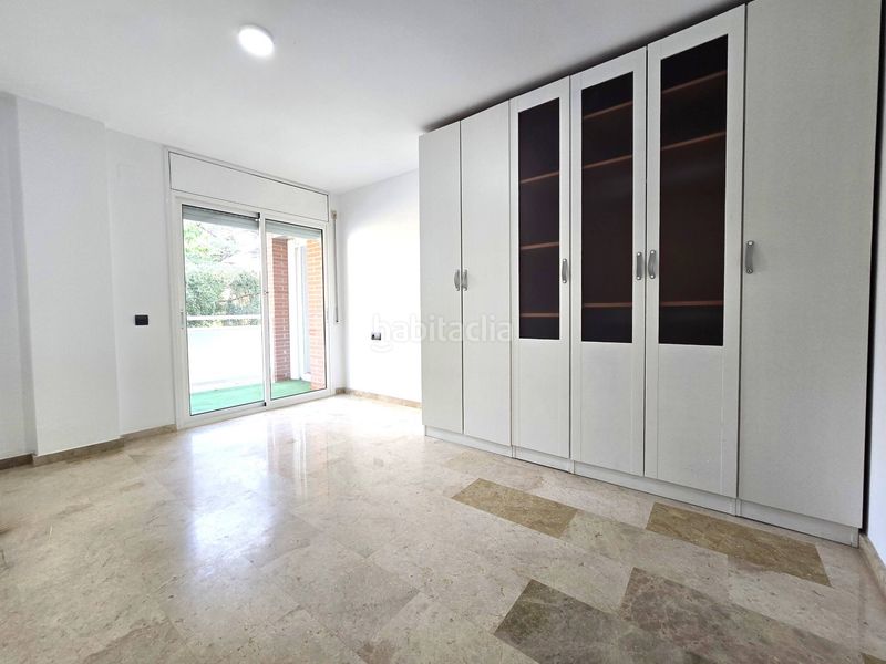 Foto bf8fba9f-4a54-4e1b-84b5-4785b3af0a79. Pis amb calefacció aparcament piscina a Mestral Reus