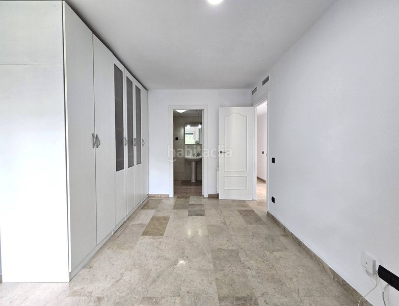 Foto f7973c79-0d0a-4cdf-a15e-2c9cba462946. Pis amb calefacció aparcament piscina a Mestral Reus