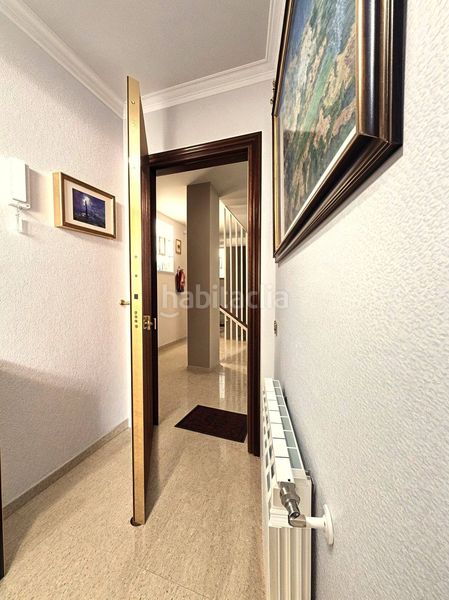 Foto f5fa2861-aa1b-46a4-8a3b-41376616ad8b. Pis amb aparcament a Ponent Reus