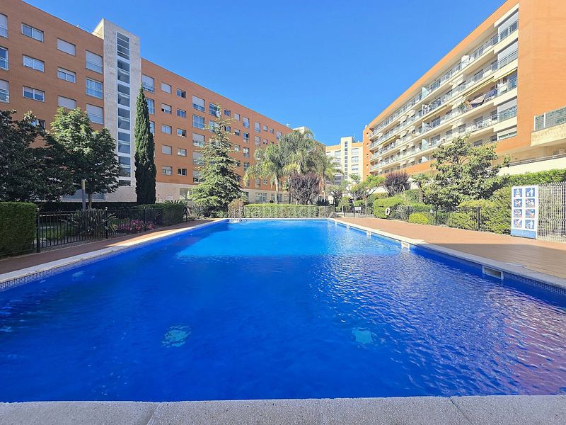 Foto ef247390-af1c-417a-9fcb-ecd83b2c51d2. Pis amb calefacció aparcament piscina a Ponent Reus