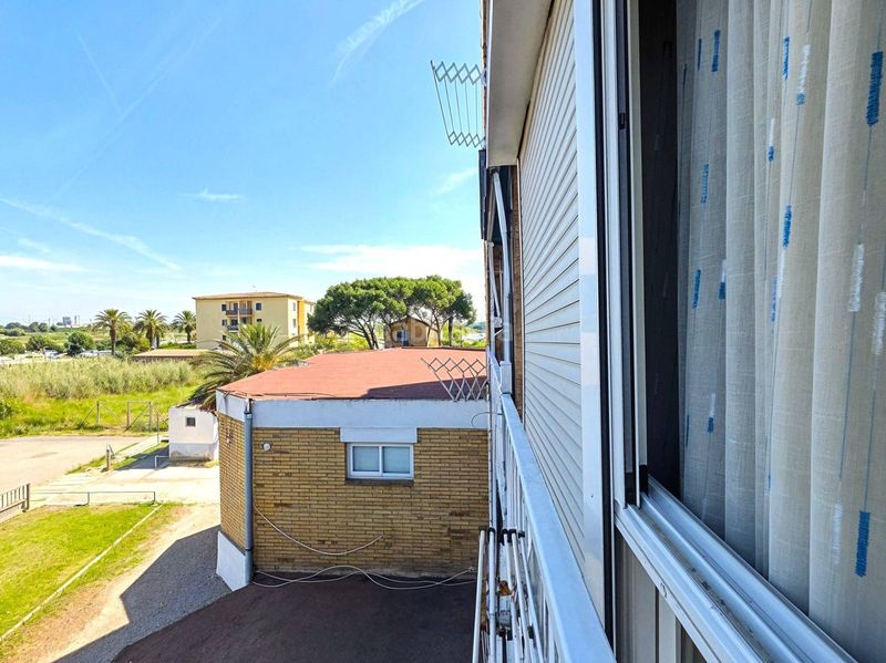 Foto 6a3a23ed-55cf-4ec1-9adf-e72427803fbe. Apartament amb piscina a La Pineda Vila-seca