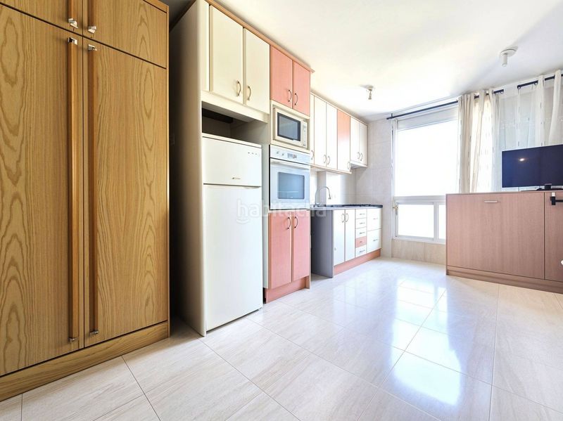 Foto b2dfcbcf-7063-4f47-bcee-856a5272319f. Apartament amb piscina a La Pineda Vila-seca