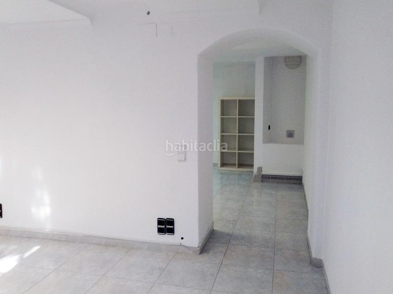 Foto 41a9d668-880c-4617-aa4e-e9fbc5458a14. Alquiler local comercial local ideal oficina en Centre Masnou (El)