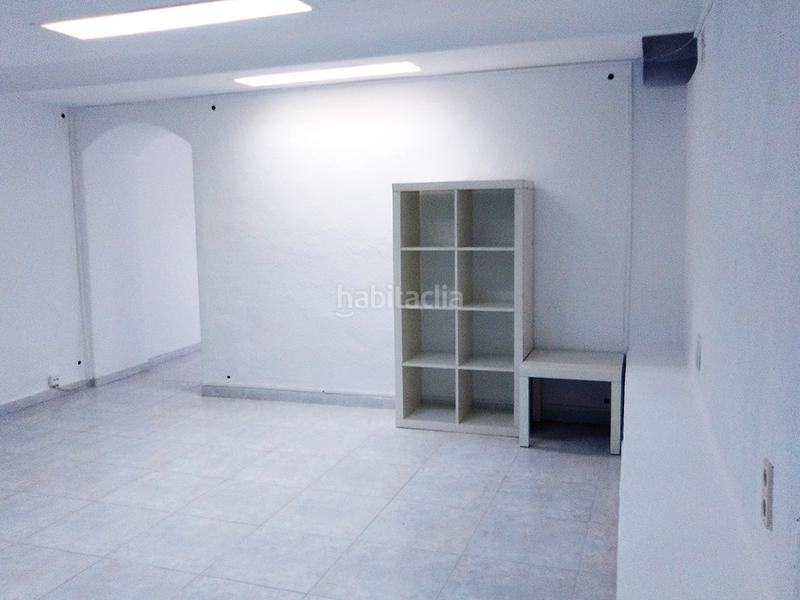 Foto fda1b43c-c6d0-4f34-b754-2a320edaf15f. Alquiler local comercial local ideal oficina en Centre Masnou (El)