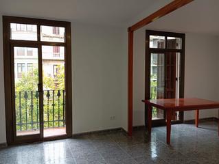Lloguer Pis  Carrer del comte d'urgell. Acogedor y céntrico piso