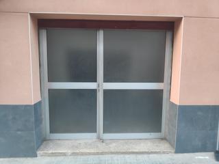 Geschäftsraum  Carrer itàlia. Local en venta en el centro de el masnou