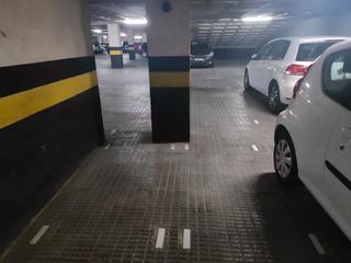 Rent Motorcycle parking in N/a. Plazas moto