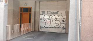 Location Parking moto à Rambla de la muntanya 85. Alquiler plaza moto guinardó