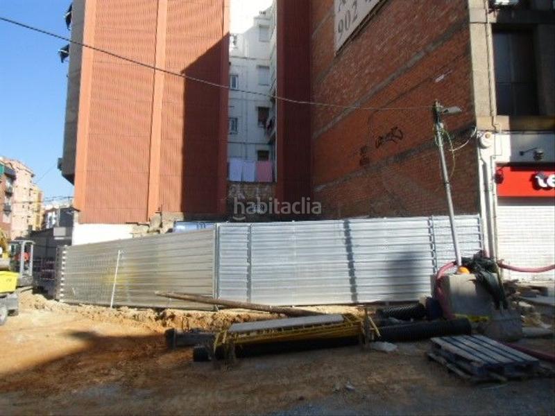 Foto abbdfe5c-93b4-41bc-b61b-a626fd4f99e6. Terreny residencial a Riu Nord Santa Coloma de Gramenet