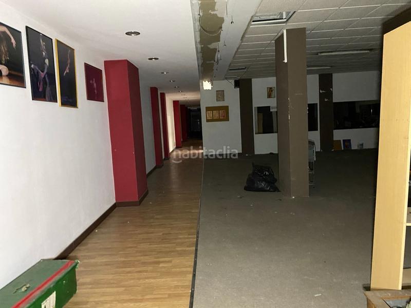 Foto 75d9b43b-0f8d-4605-8272-fcc512afbb05. Alquiler local comercial local en alquiler en calle san joaquin en Santa Coloma de Gramenet