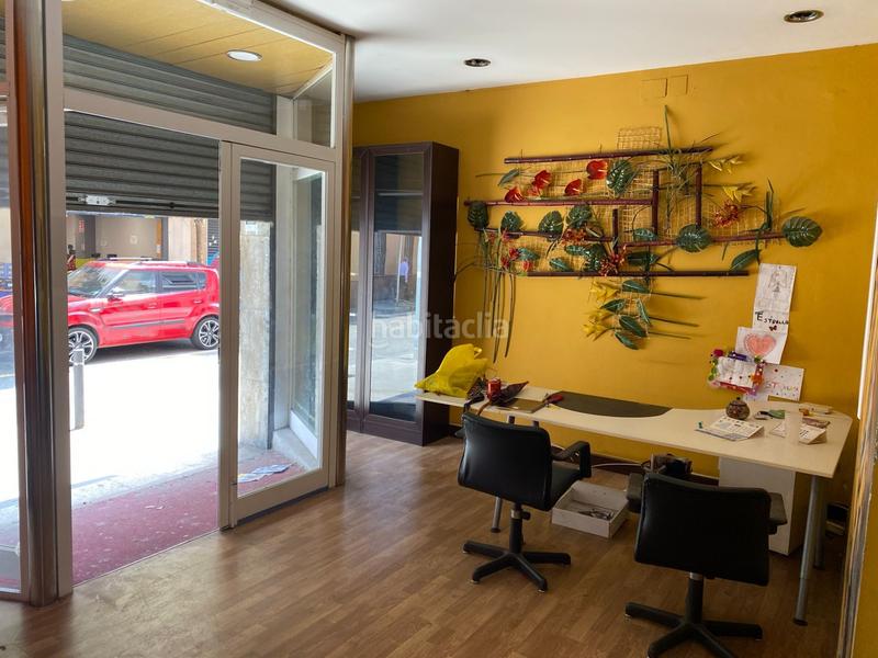 Foto b65f73de-410b-46b9-a386-9eccbb463d93. Alquiler local comercial local en alquiler en calle san joaquin en Santa Coloma de Gramenet