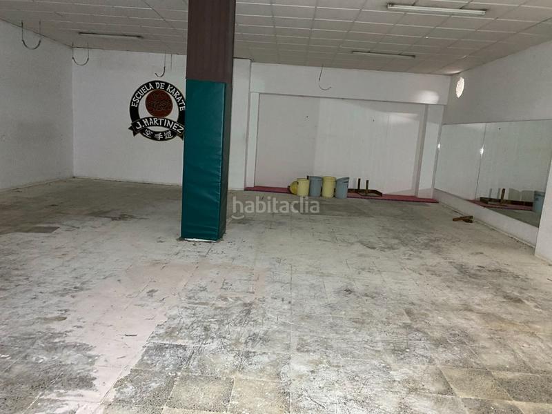 Foto f7d92f31-4ae0-482a-8268-c19b2b540ea3. Alquiler local comercial local en alquiler en calle san joaquin en Santa Coloma de Gramenet