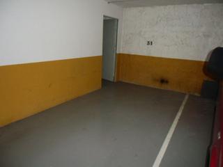 Aparcament cotxe a Centre. Parking con trastero en venta y alquiler,zona centro, santa colo