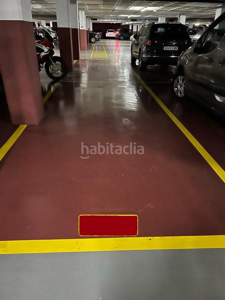 Foto c2eca47e-3c95-496d-adde-8aa0a58684ce. Aparcament cotxe a Riu Sud Santa Coloma de Gramenet