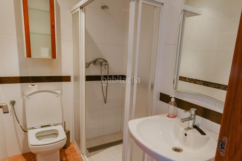 Foto 1a1d93e7-009b-4145-b296-4773ca17730f. Maison avec chauffage parking dans Singuerlín Santa Coloma de Gramenet