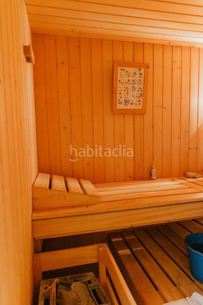 Foto 23b6cddf-5e7b-4743-984e-85c41db6c1a1. Maison avec chauffage parking dans Singuerlín Santa Coloma de Gramenet