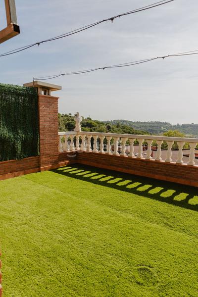 Foto 34ca18b6-6824-48af-8b67-c6be61407f18. Maison avec chauffage parking dans Singuerlín Santa Coloma de Gramenet