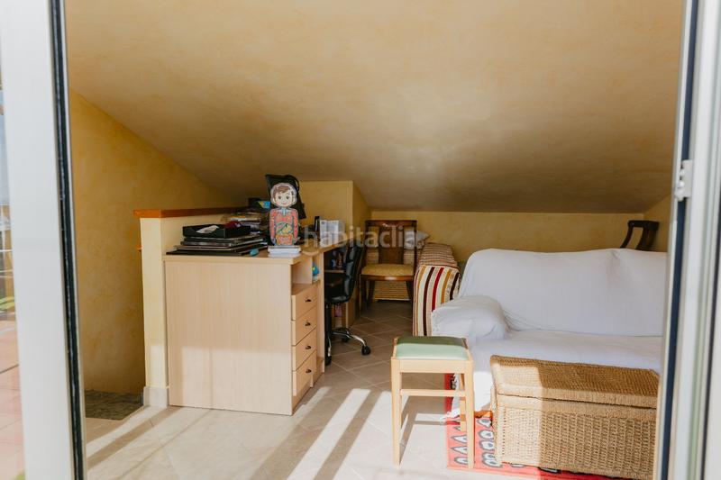 Foto 4e7fb4f5-e72d-486f-b7ab-d418dbecf487. Maison avec chauffage parking dans Singuerlín Santa Coloma de Gramenet