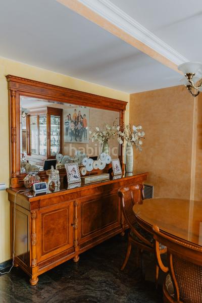 Foto 6212b32e-48cb-4a85-96fd-12cc801658ca. Maison avec chauffage parking dans Singuerlín Santa Coloma de Gramenet