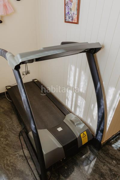 Foto 873ca995-181d-44ba-a925-2d66a1dd9c1d. Maison avec chauffage parking dans Singuerlín Santa Coloma de Gramenet