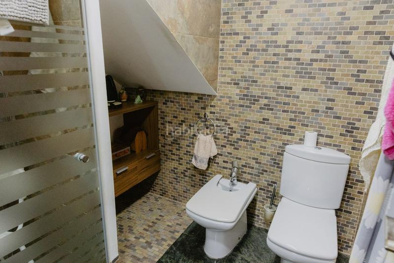 Foto a8209c5f-4b5a-4c54-bfeb-fbca3b92417f. Maison avec chauffage parking dans Singuerlín Santa Coloma de Gramenet