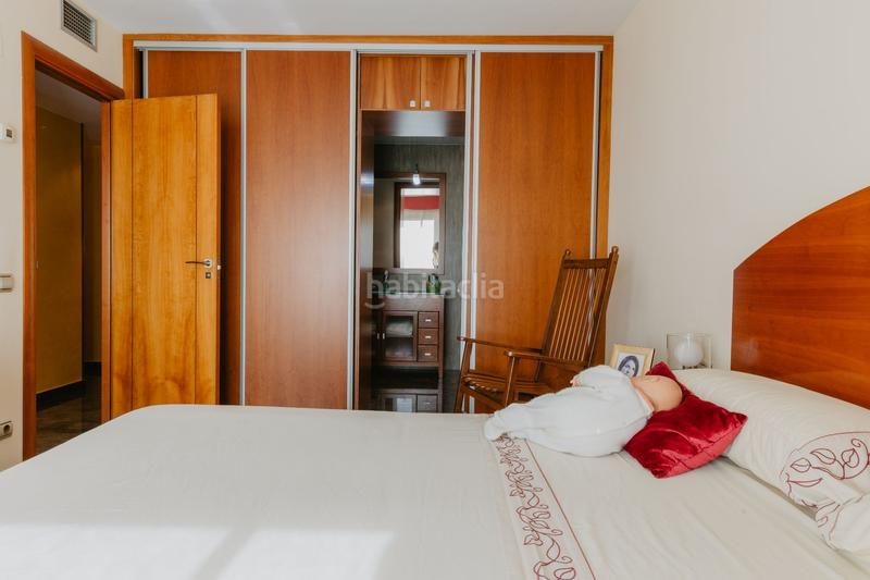 Foto cf1d4a06-e114-4e37-9805-549ffdd068ab. Maison avec chauffage parking dans Singuerlín Santa Coloma de Gramenet