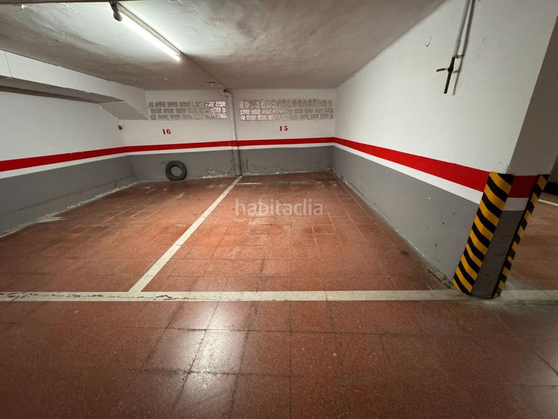 Foto 2d948409-da37-428e-ab70-aeac62978dda. Car parking in Llefià Badalona