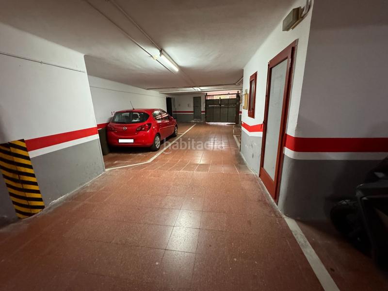 Foto 85c8b3e7-aa10-4241-9e1d-71ae4acf7ee3. Car parking in Llefià Badalona