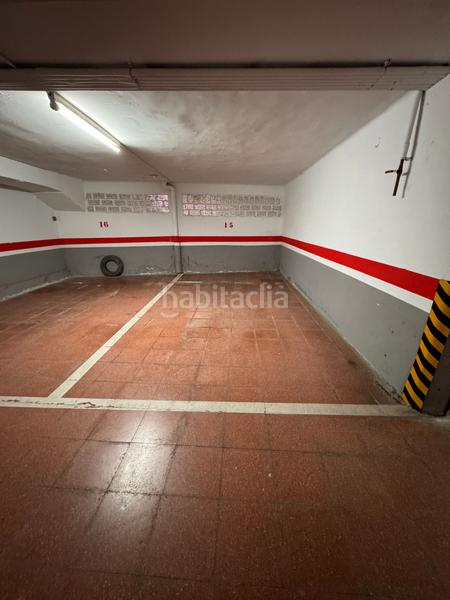 Foto 9bc3db8c-af45-4cb9-b945-9736084ecd0c. Car parking in Llefià Badalona