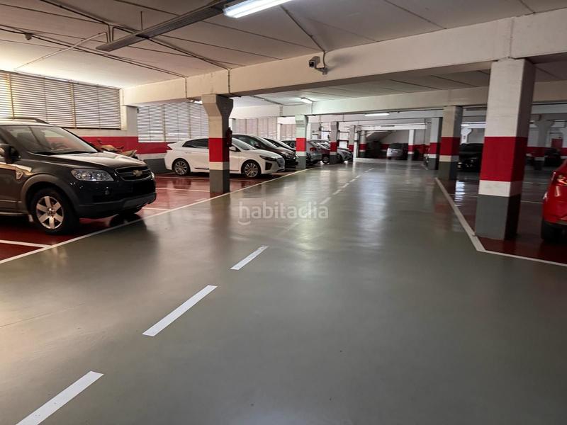 Foto d8b177a3-1fbf-447a-9af5-3fbbfc1f6443. Autoparkplatz in Sistrells Badalona