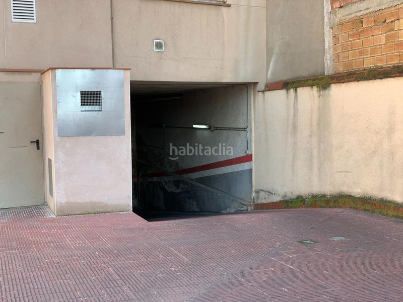 Foto 32c57386-756a-407f-ae42-6fc1a9d97788. Alquiler parking coche plazas de garaje en calle circunvalación en Santa Coloma de Gramenet