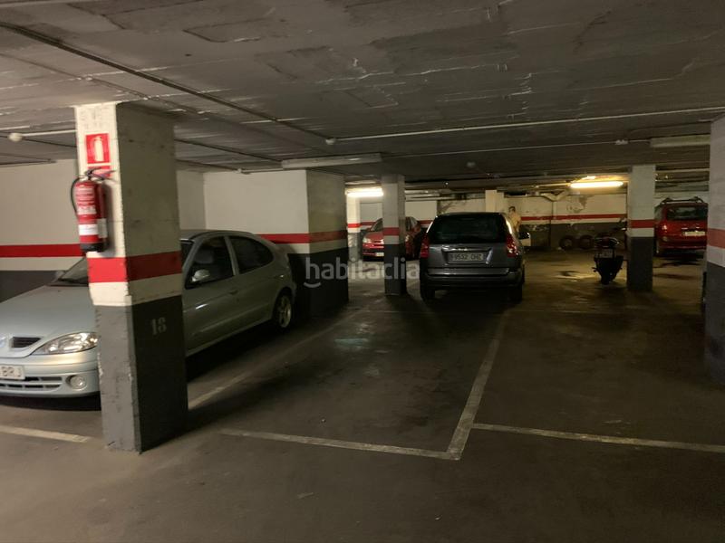 Foto 04850591-bea4-47ed-8931-13c57bd25ff7. Rent car parking in El Raval Santa Coloma de Gramenet