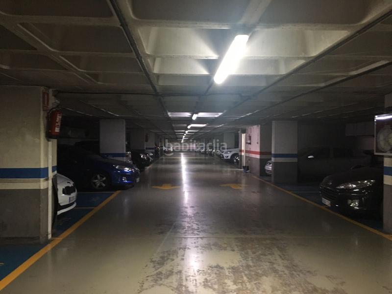 Foto 6d84adbc-e1db-490e-b966-f808dd385072. Parking voiture dans Santa Rosa Santa Coloma de Gramenet