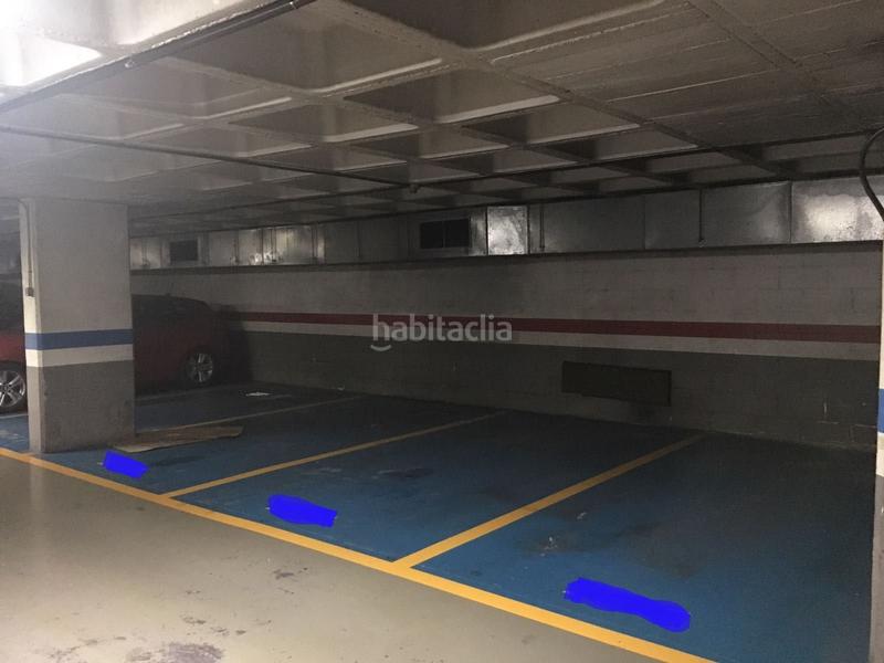 Foto 6f832490-3117-4464-8ac5-3544e9415183. Parking voiture dans Santa Rosa Santa Coloma de Gramenet