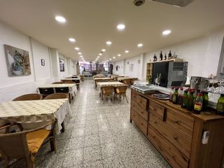 Local Comercial a Enrique Granados