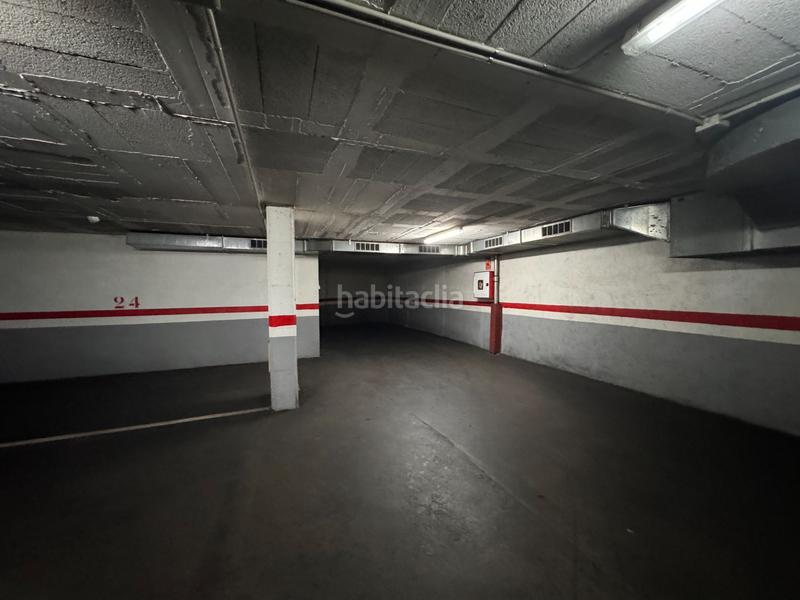 Foto bc536233-f7e6-44cb-92d1-73b4e244350d. Aparcament cotxe a Riu Sud Santa Coloma de Gramenet