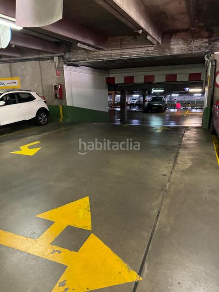 Foto 06b27ee3-c46b-4ac5-aed3-c9e973577708. Aparcament cotxe a Centre Santa Coloma de Gramenet