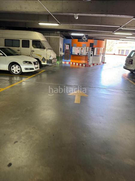 Foto 0867a332-34ee-4455-b163-c65d04ada600. Aparcament cotxe a Centre Santa Coloma de Gramenet