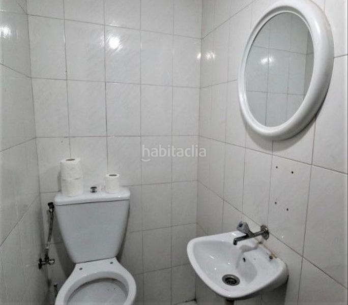 Foto f5fb906d-cf5e-4581-b963-e2cbcef484c4. Trapasso locale commerciale in Riu Sud Santa Coloma de Gramenet