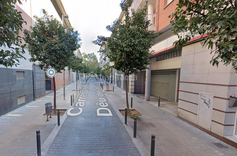 Foto c64adaaa-86c9-4cae-9404-99c9878861dd. Aparcament cotxe a Riu Nord Santa Coloma de Gramenet