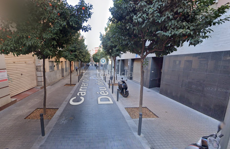 Foto 76c49a2c-6f5e-4159-9c4a-8dbf49f3ca3e. Autoparkplatz in Riu Nord Santa Coloma de Gramenet