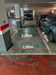 Car parking  Mare  de déu dels àngels